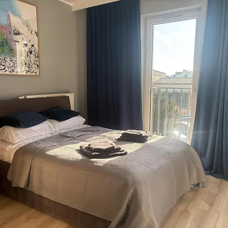 Nova Starowka * كونين